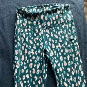 Gaiam Buttery Soft Full Length Leggings with pockets!